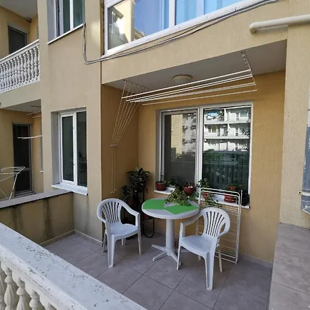 Daire нашето място Ahyolu